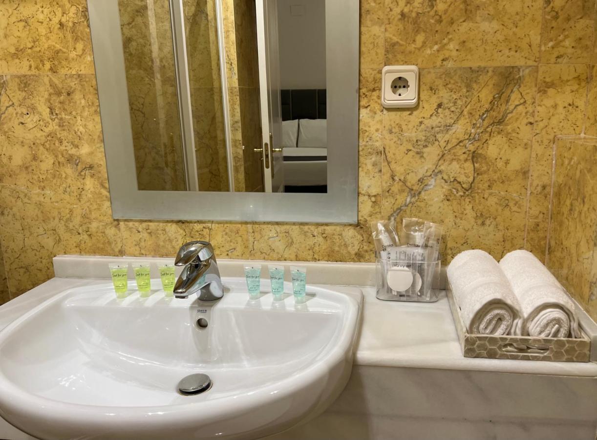 Elegant Suite Siviglia Esterno foto